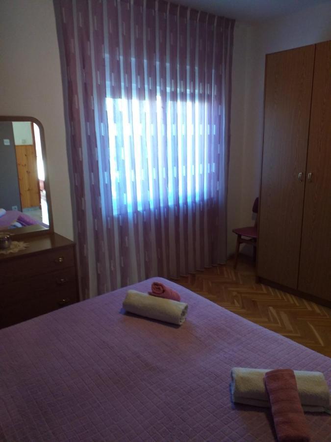 Apartament Lori Pula Zewnętrze zdjęcie