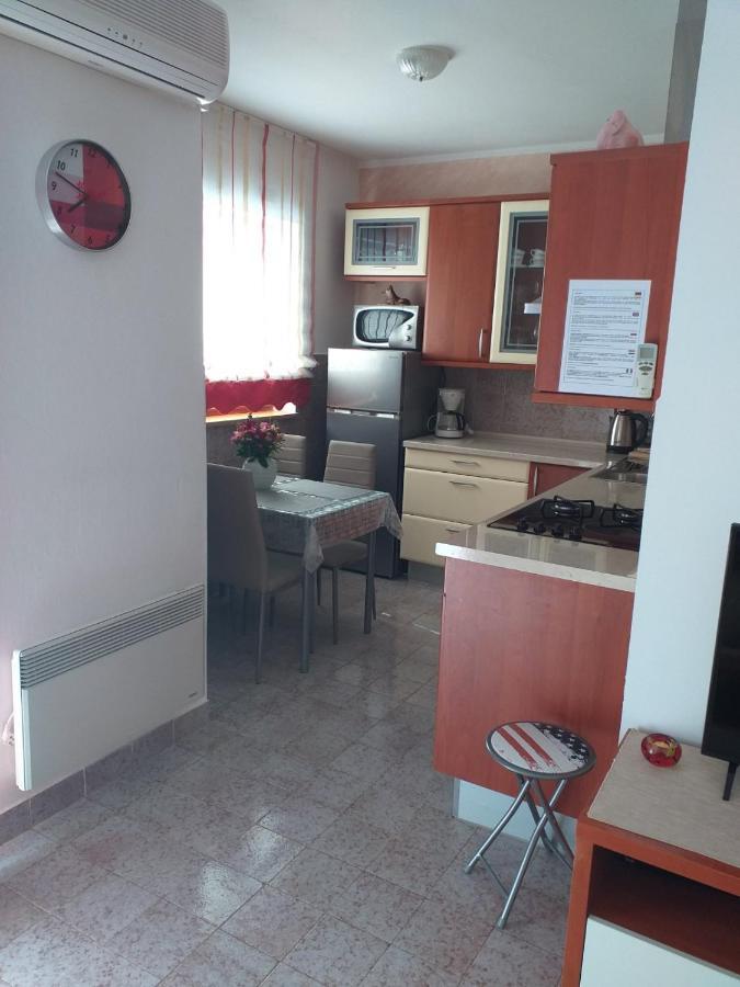 Apartament Lori Pula Zewnętrze zdjęcie
